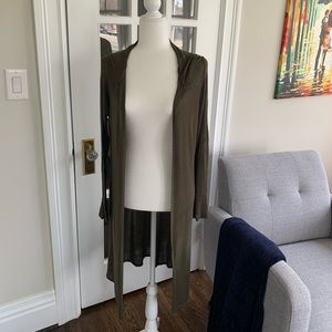 Long open front light jersey duster, with hood